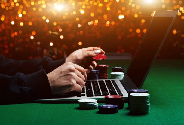 indo jitu mobile app interface showing live football markets and casino games